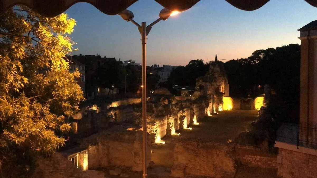 וארנה Roman Thermae Heritage Apartment With Garage בולגריה