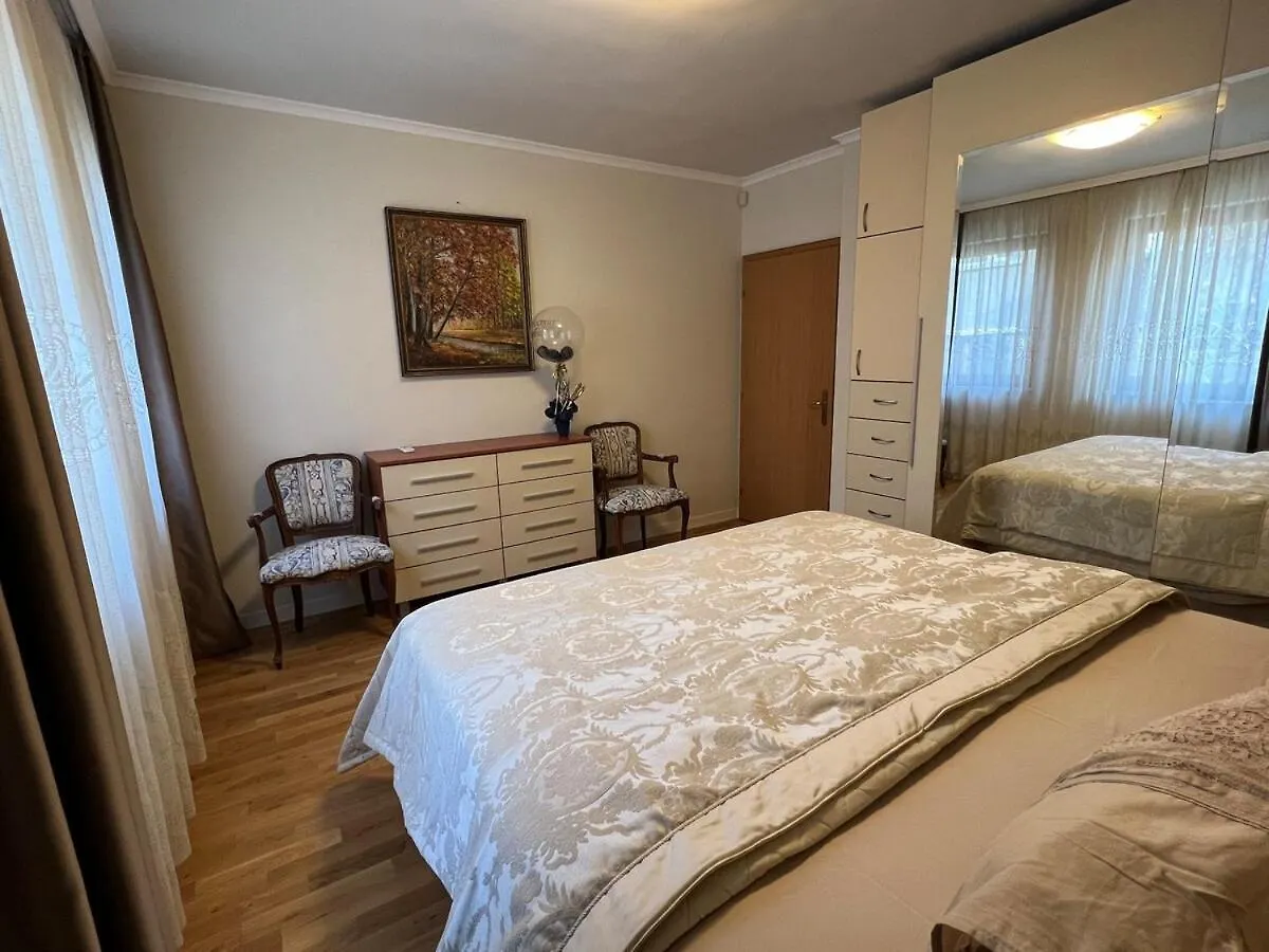 Roman Thermae Heritage Apartment With Garage Varna Bulgaria